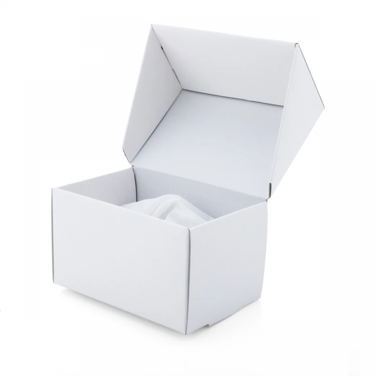Figurka aniołka modlącego się -  Pamiątka Pierwszej Komunii Świętej -  wys. 10cm - R17885